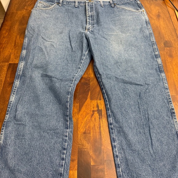 Wrangler Mens 46x29 Blue Denim Regular Fit Authentic Jeans 98501SW - Picture 3 of 8
